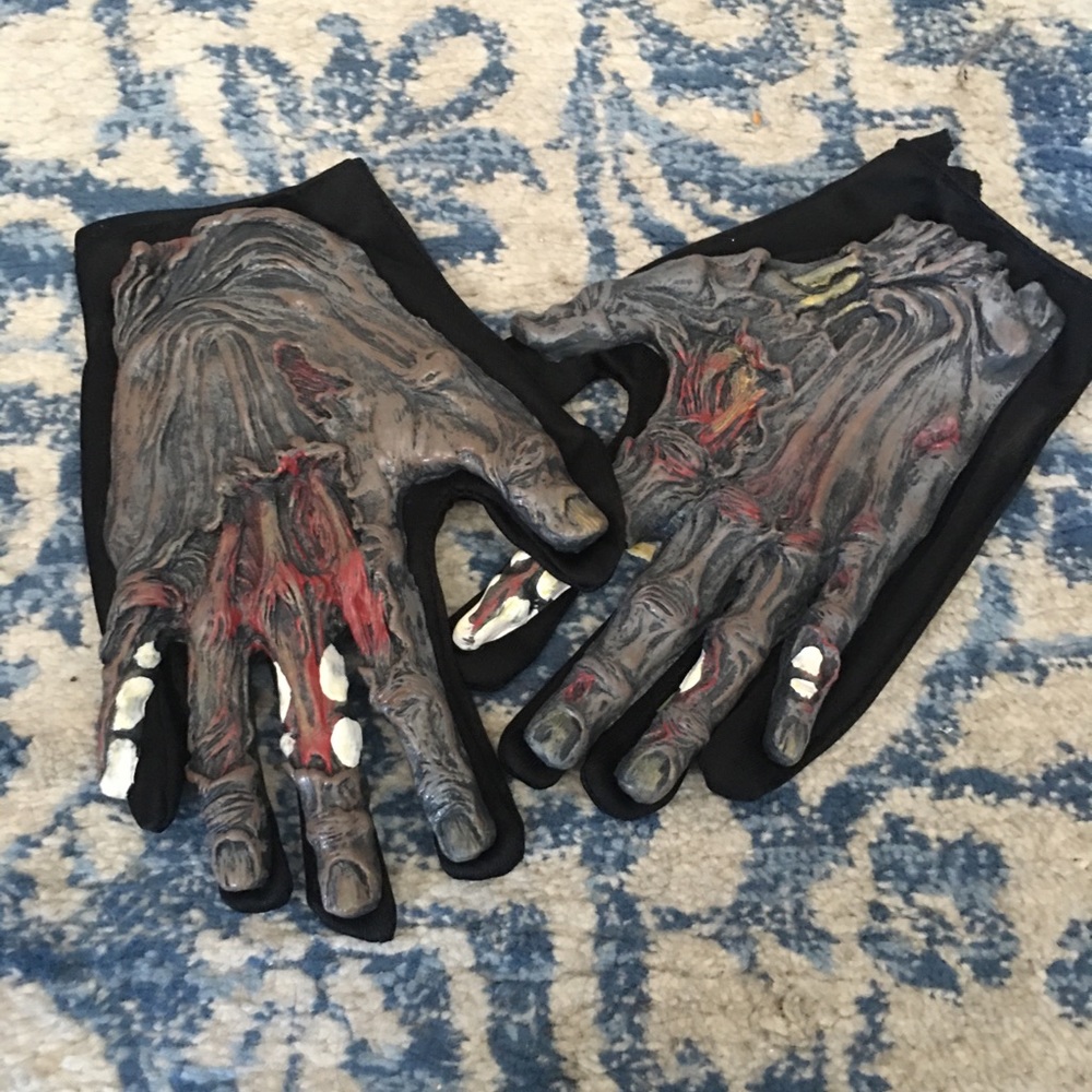 Ghoul Gloves